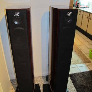 Triangle Magellan Quatuor High-End Floorstanding Speakers in Bubinga Finish